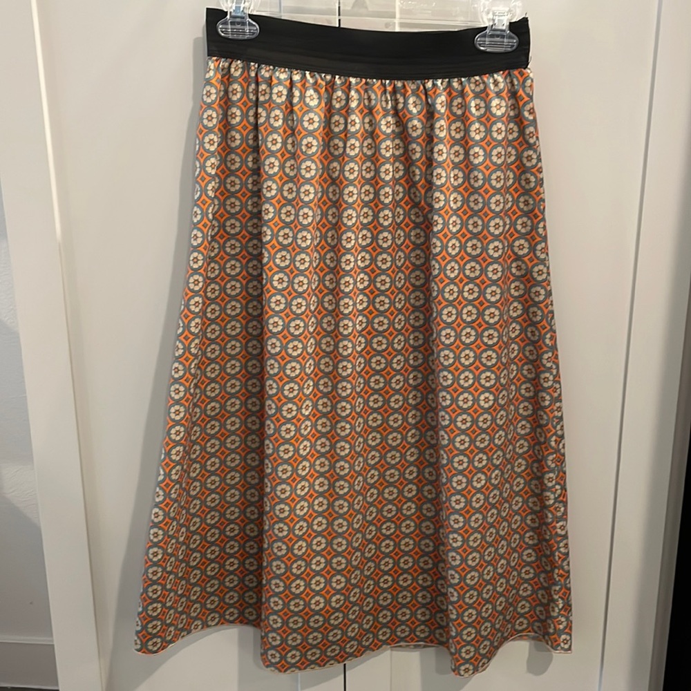 Downeast, size small, floral, midi skirt